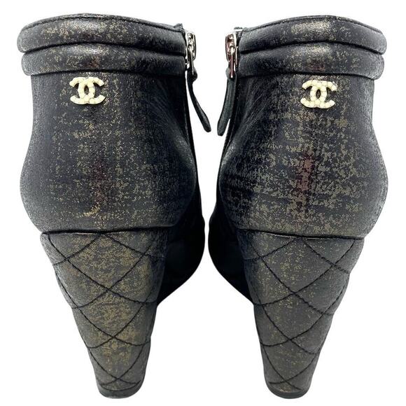 CHANEL GOLD BLACK OPEN TOE SHORT WEDGE BOOTIES SIZE 38.5 / US 7.5 - Picture 10 of 15